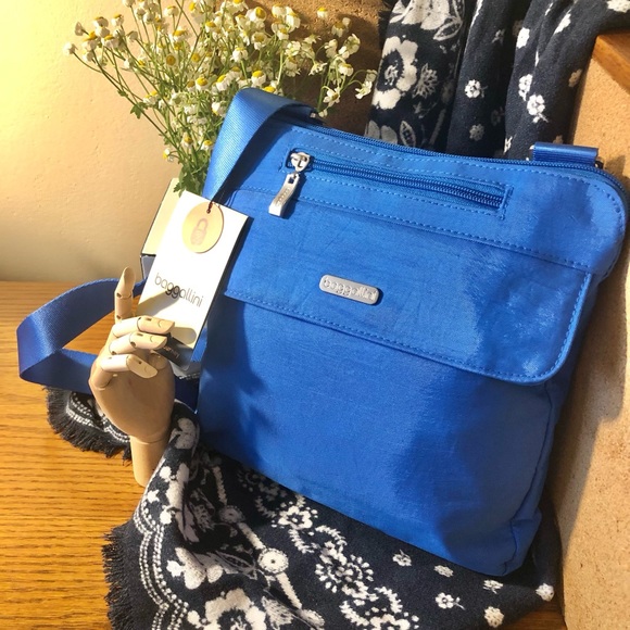 🪆New-with-tags! Light Blue Baggallini  Crossbody Travel Purse - Picture 4 of 13